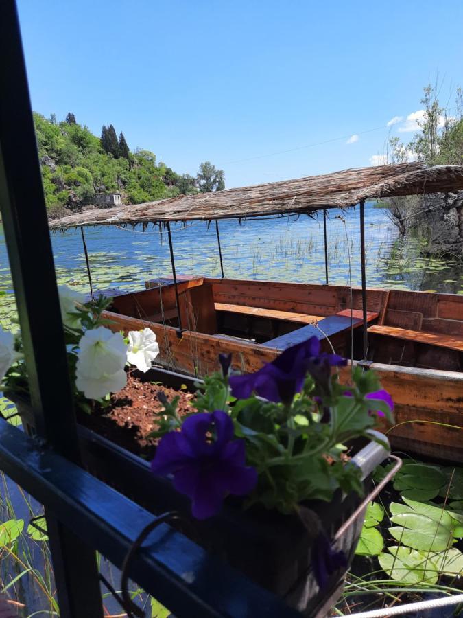 Mali Raj Apartmani Cetinje Eksteriør bilde